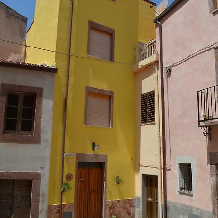 Hotel La Casa Di Angelo Bosa Zewnętrze zdjęcie