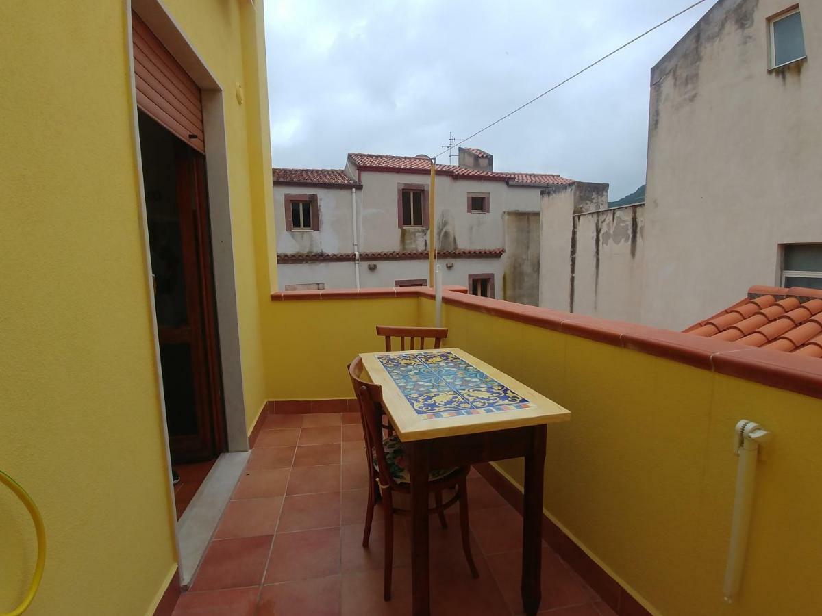 Hotel La Casa Di Angelo Bosa Zewnętrze zdjęcie